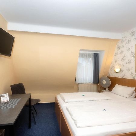 Hotel Westrich Baumholder Buitenkant foto