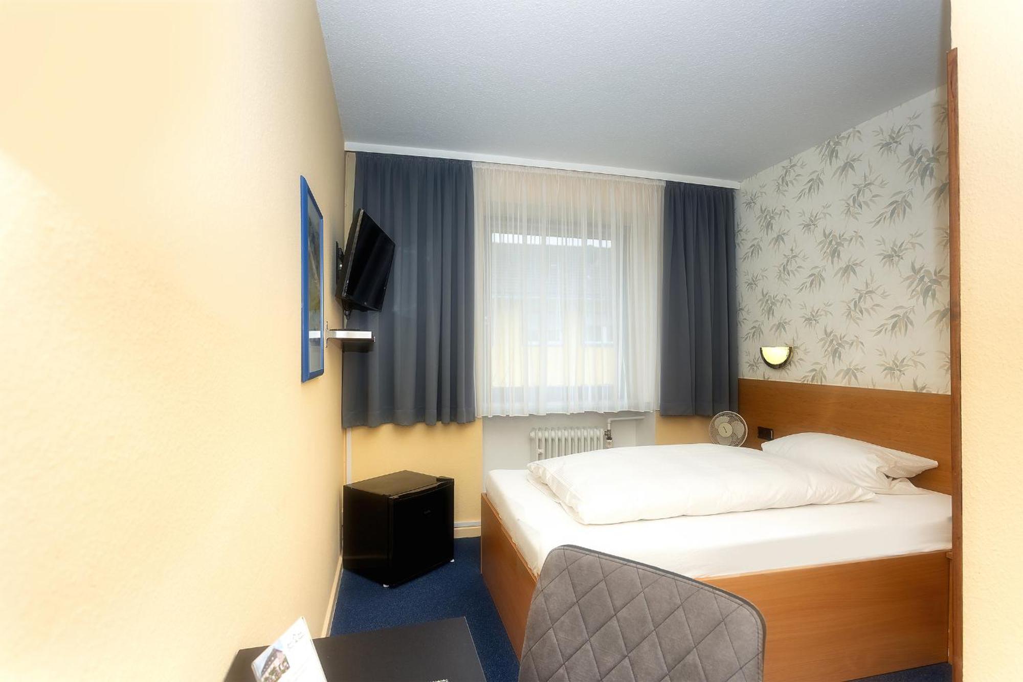 Hotel Westrich Baumholder Buitenkant foto